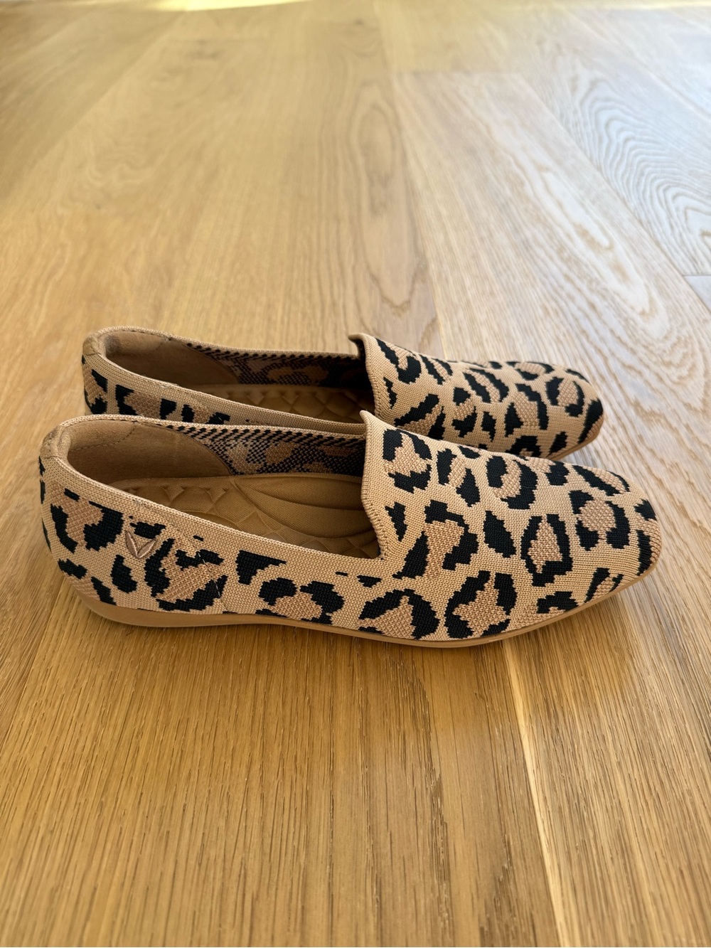 VIVAIA Leopard Print Slip-On Square Toe Flat Casual Shoes Sz. 37 6.5-7